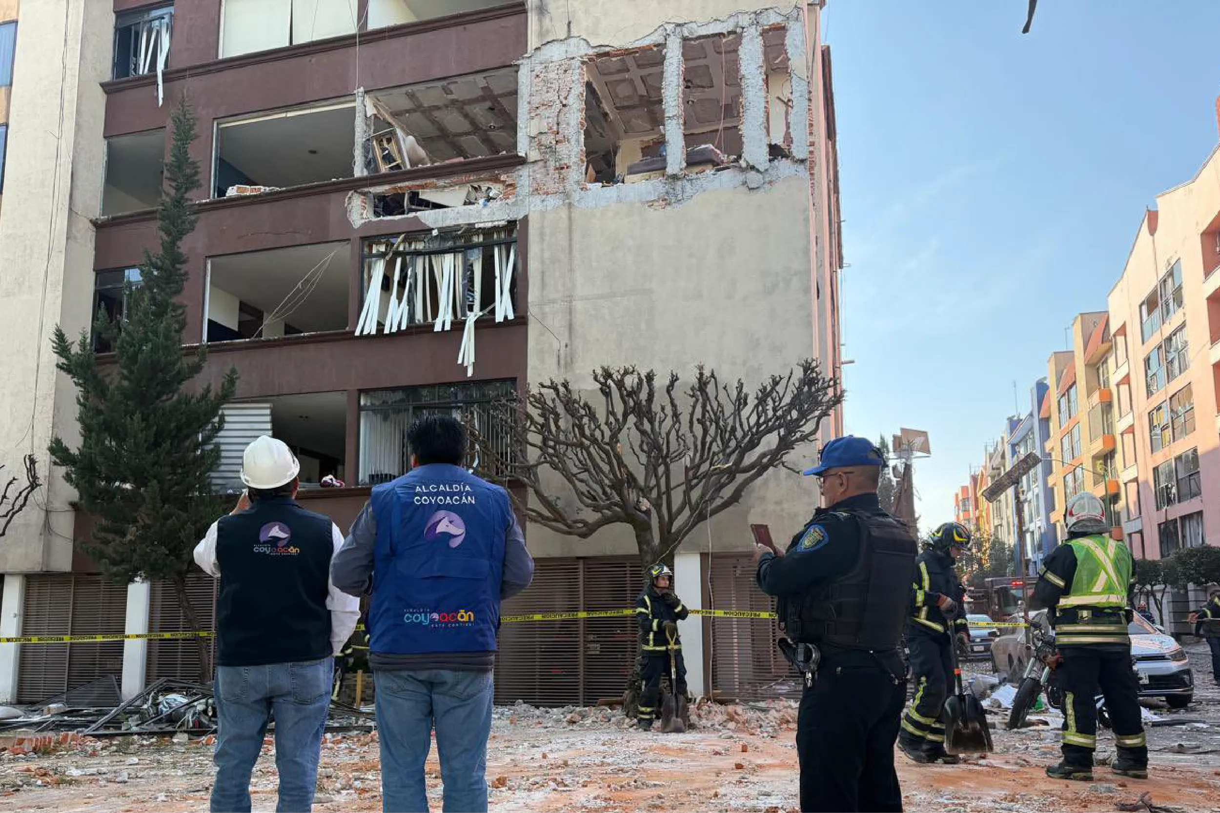 Explosión por fuga de gas en Paseos de Taxqueña, Coyoacán