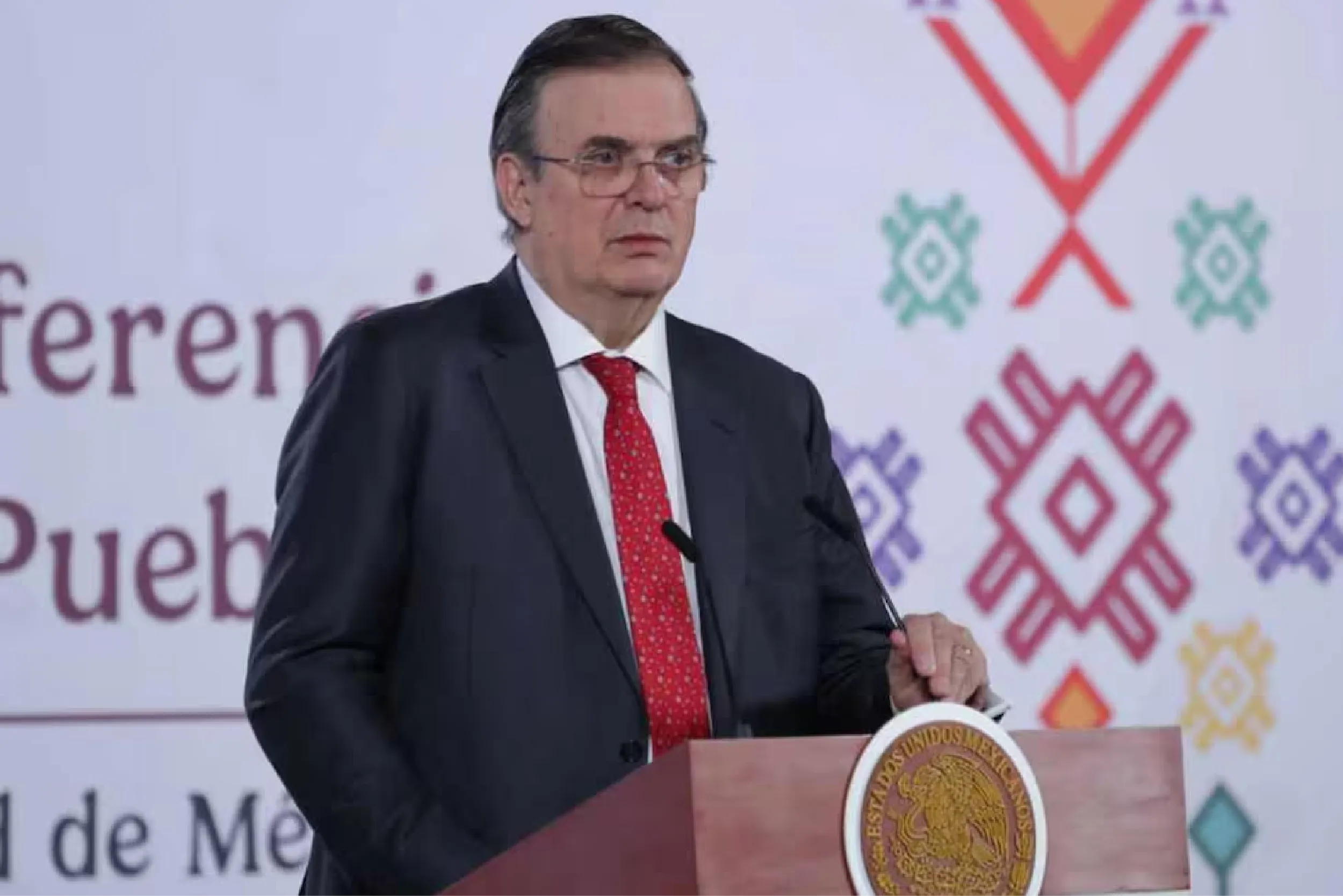 México alcanza cifra histórica de inversión extranjera: supera los 23 mil millones de dólares.