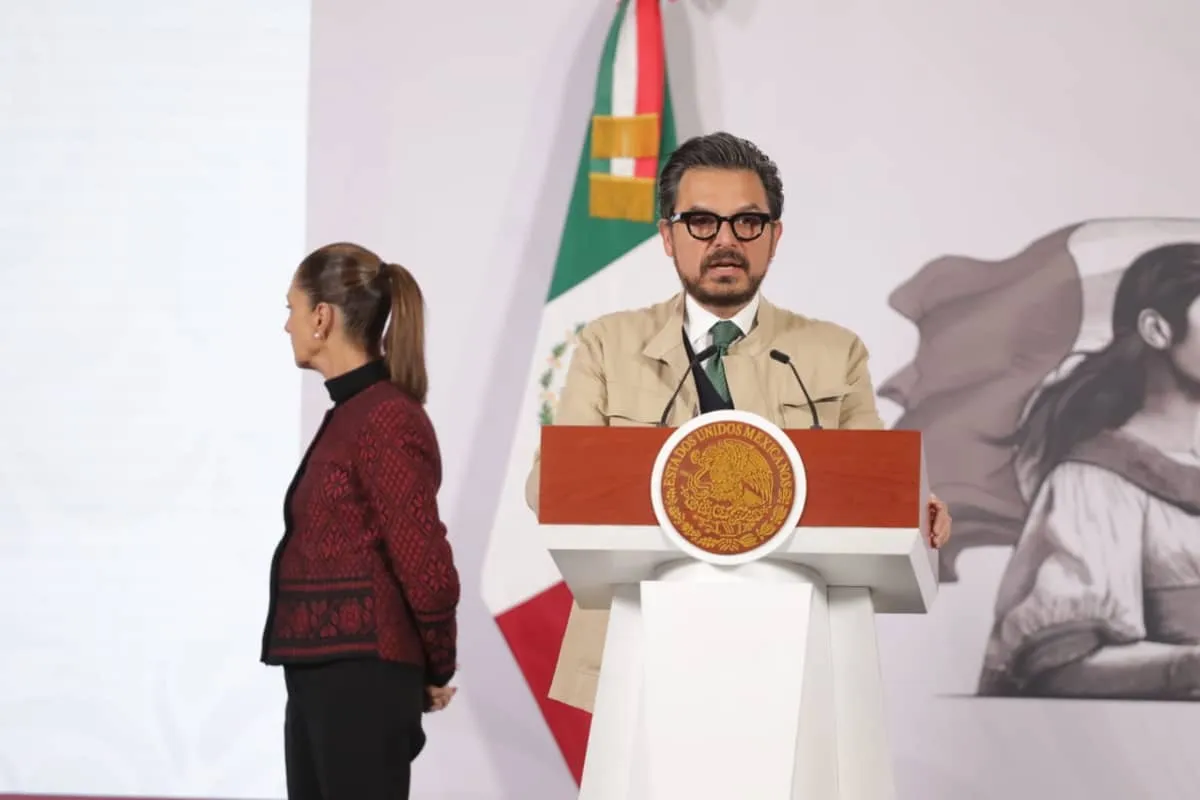 Zoé Robledo, director general del IMSS, durante la conferencia matutina donde se presentaron los resultados históricos de atención médica en 2025.