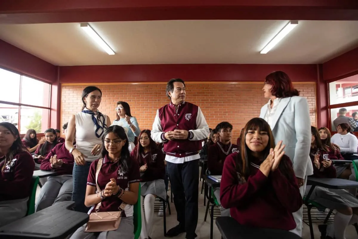 Mario Delgado, secretario de Educación Pública, durante la presentación del fortalecimiento del Bachillerato Nacional con 225 programas técnicos avalados por universidades públicas.