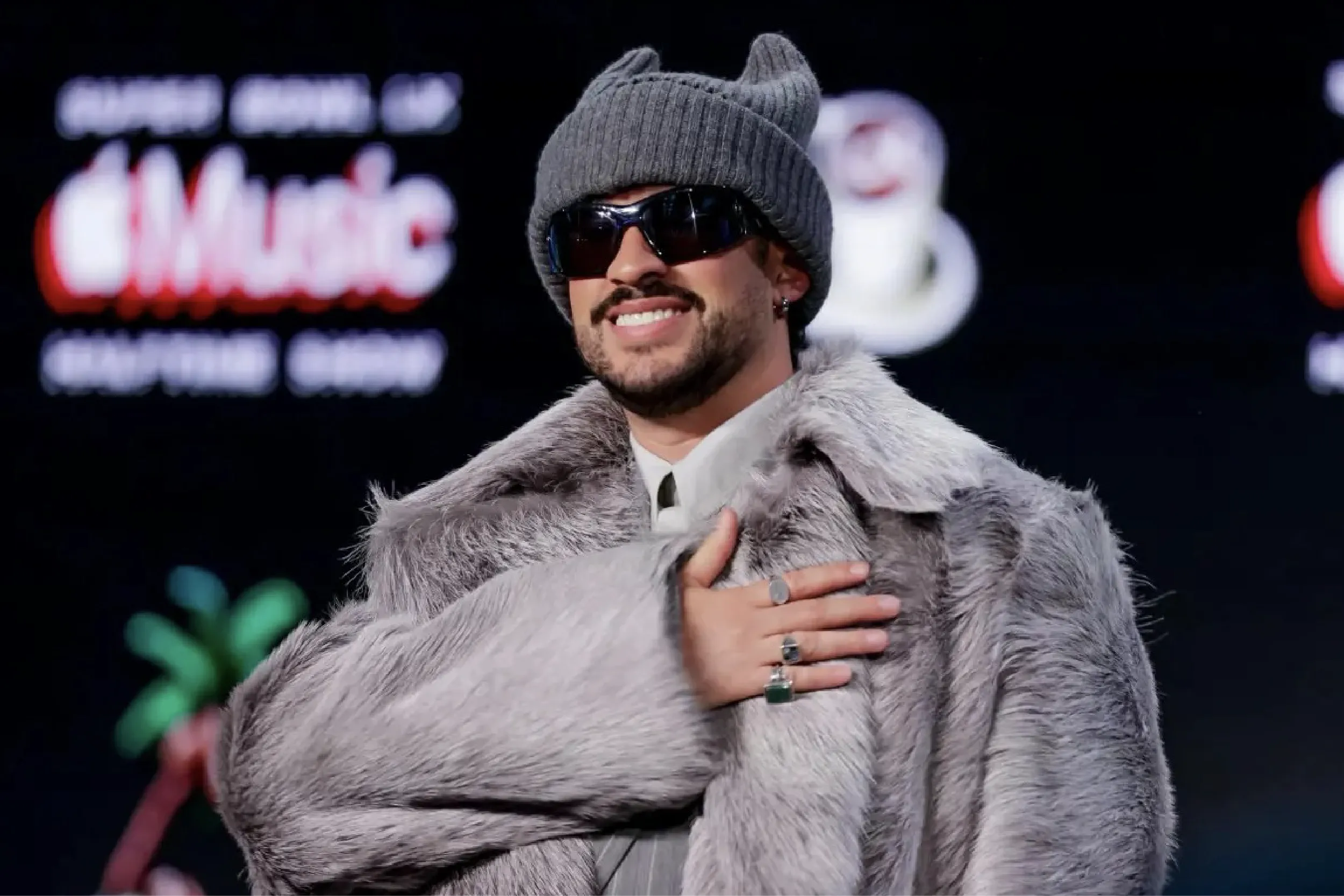 Bad Bunny y su mensaje latino antes del Super Bowl: “No es mi show, es de todos”.