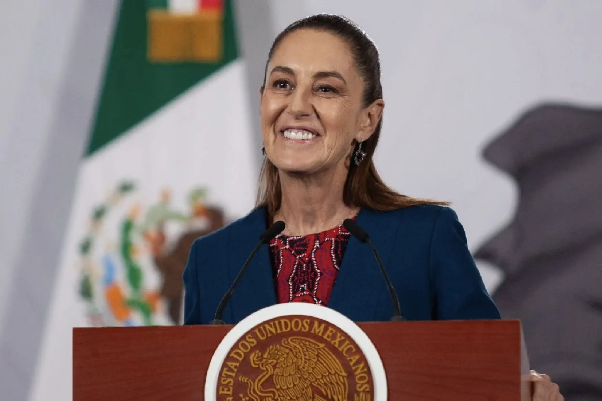 Reforma electoral de Sheinbaum logra respaldo exprés en congresos estatales.