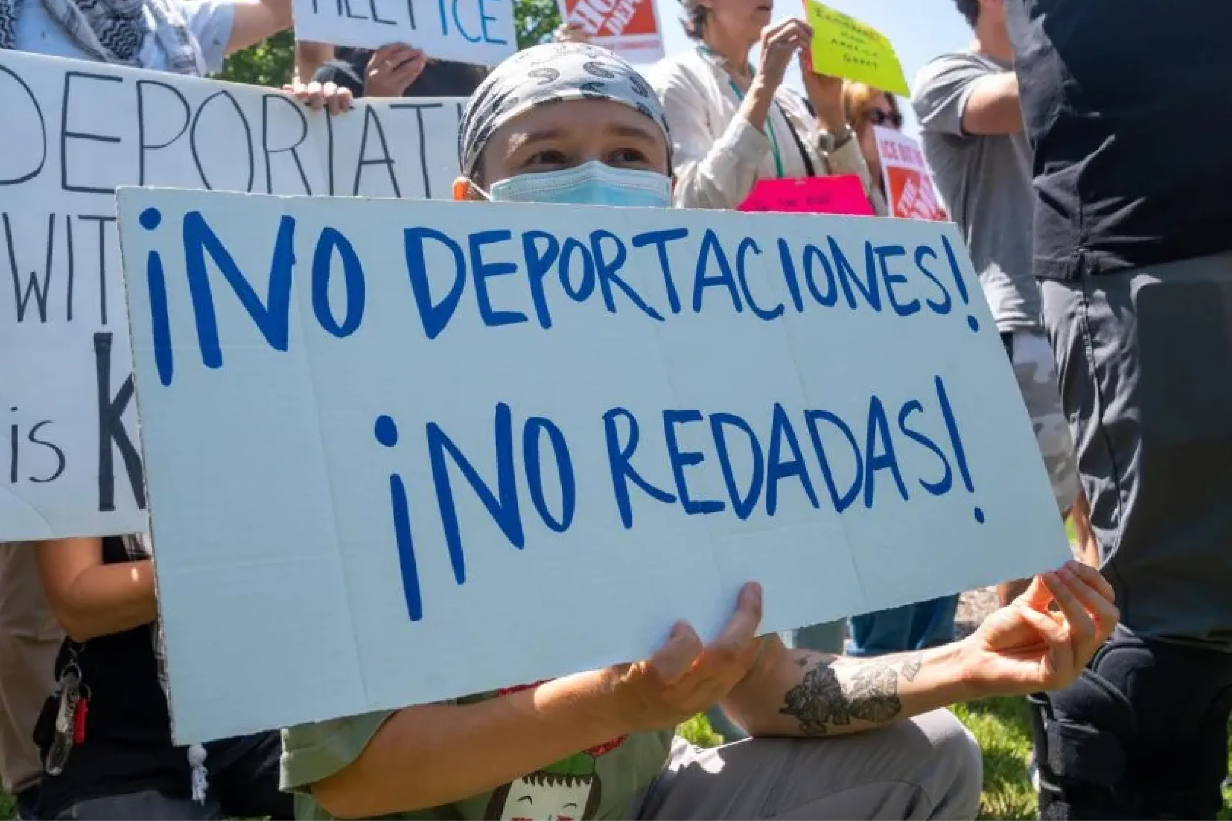 Trump endurece política migratoria.