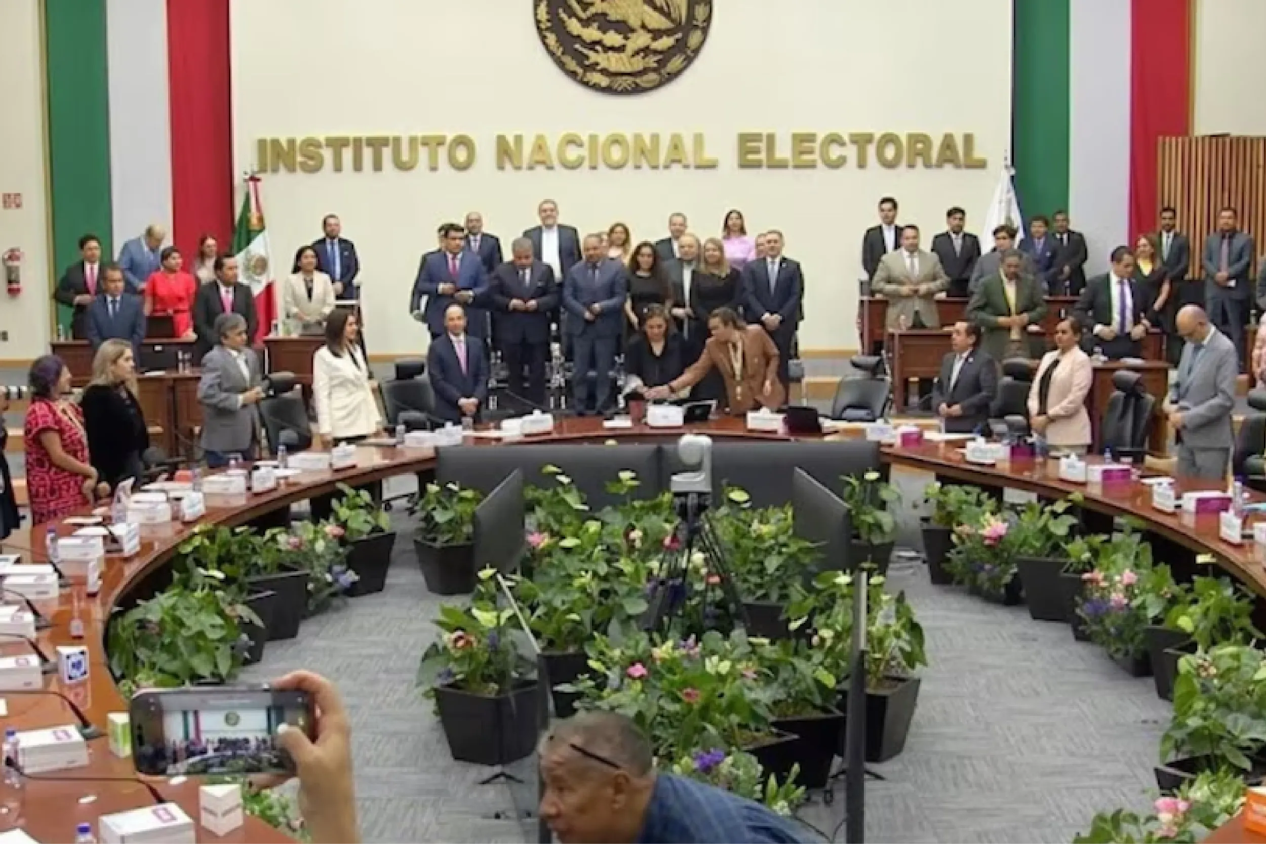 INE renueva Consejo General.