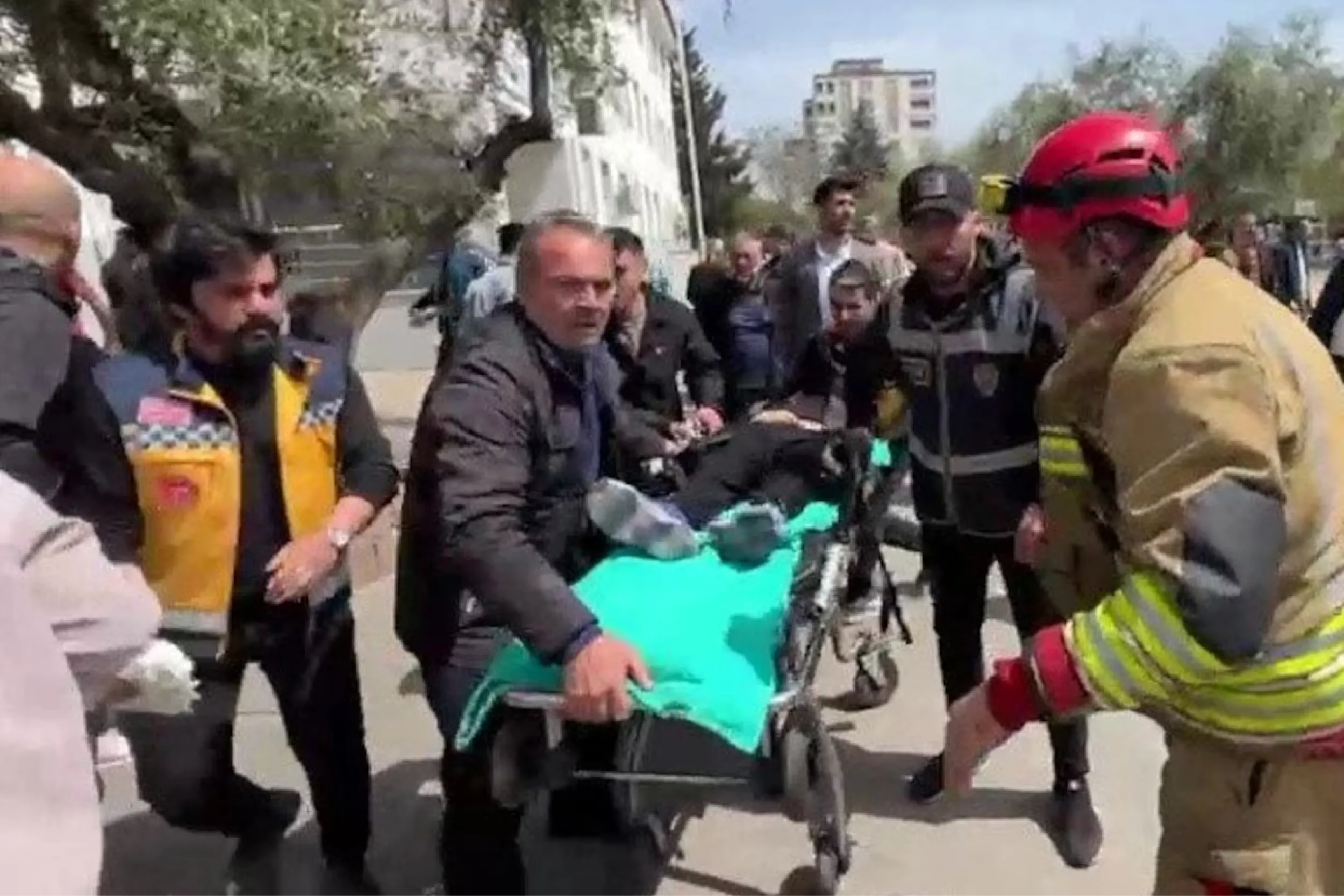 Tiroteo en Turquía: alumno mata a 3 niños y un profesor en escuela.