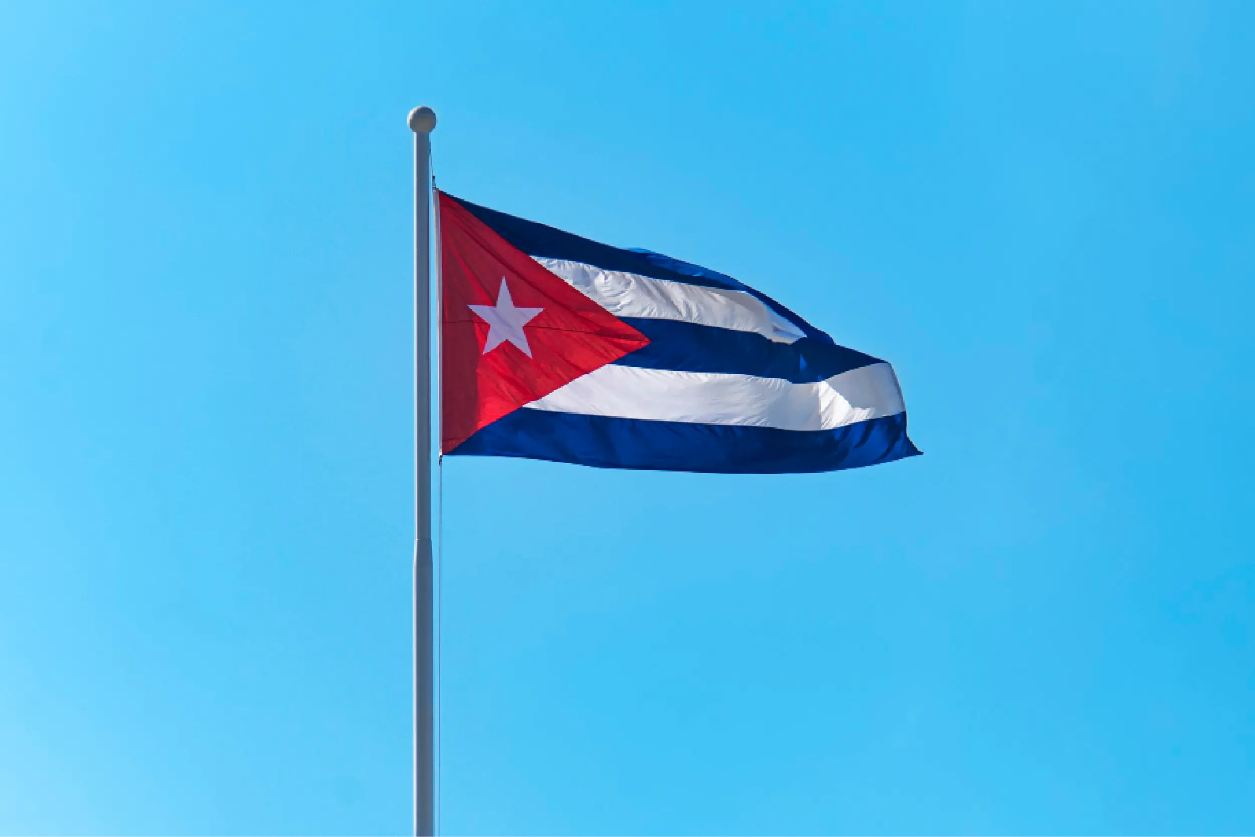 Cuba recibe 300 drones militares de Rusia e Irán ante tensión con EU.