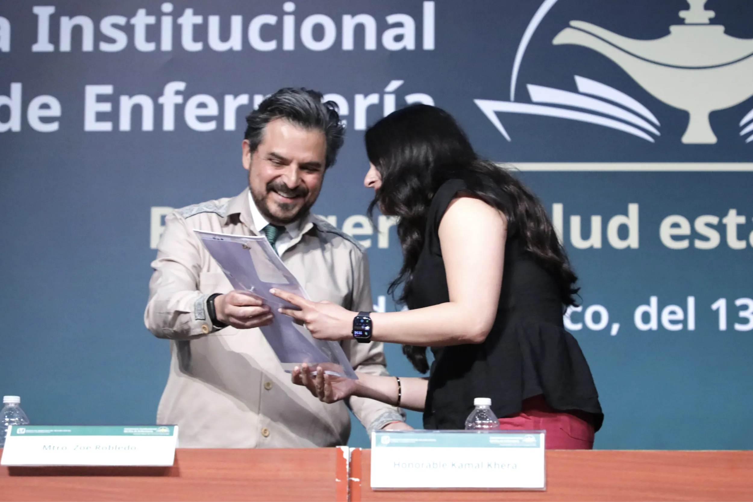 Enfermería, eje del sistema de salud en México.