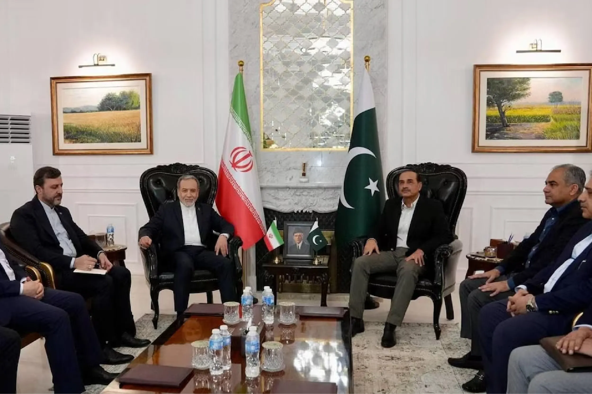 Irán analiza una nueva propuesta de paz enviada por Estados Unidos.