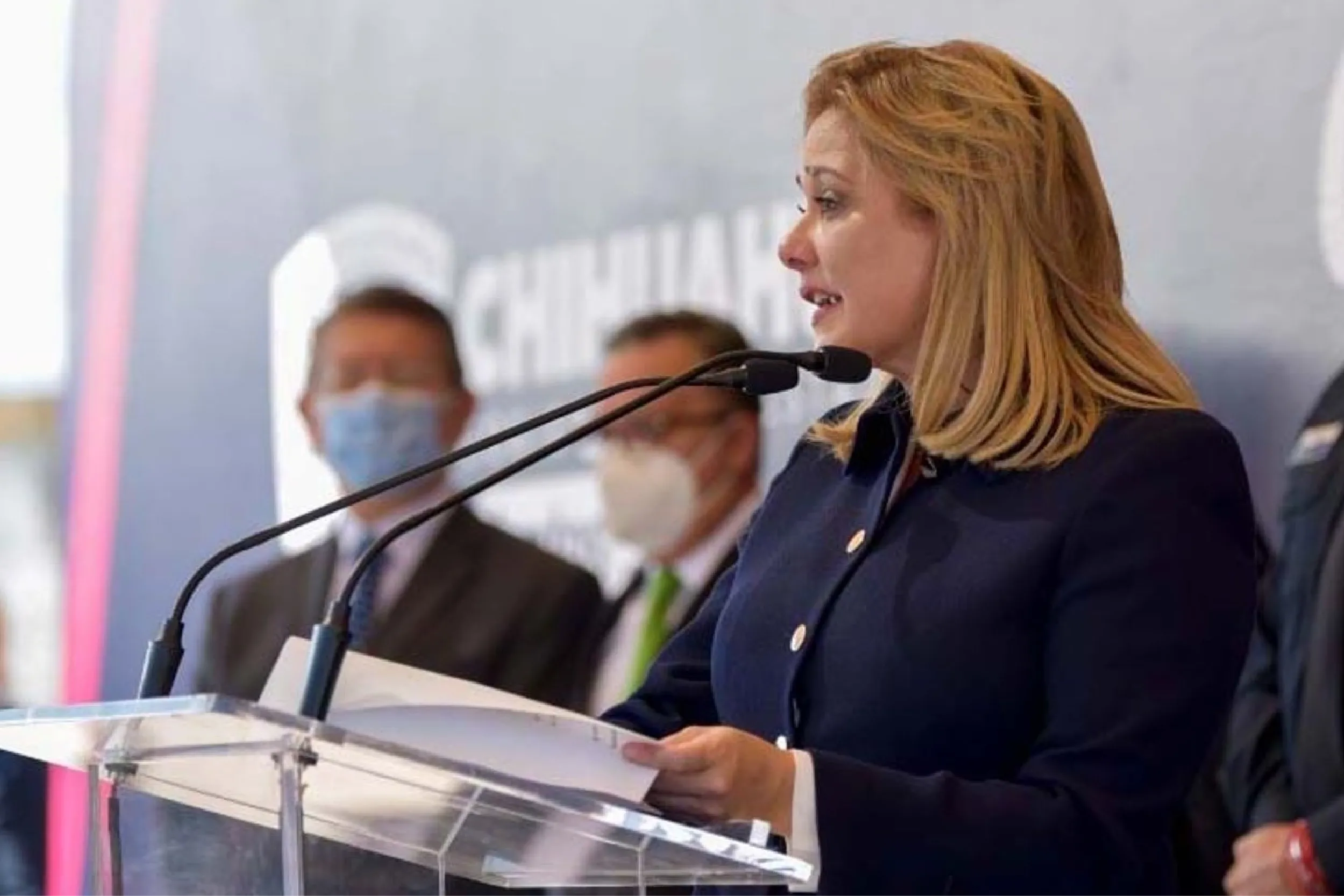 Maru Campos comparece ante la FGR en CDMX.