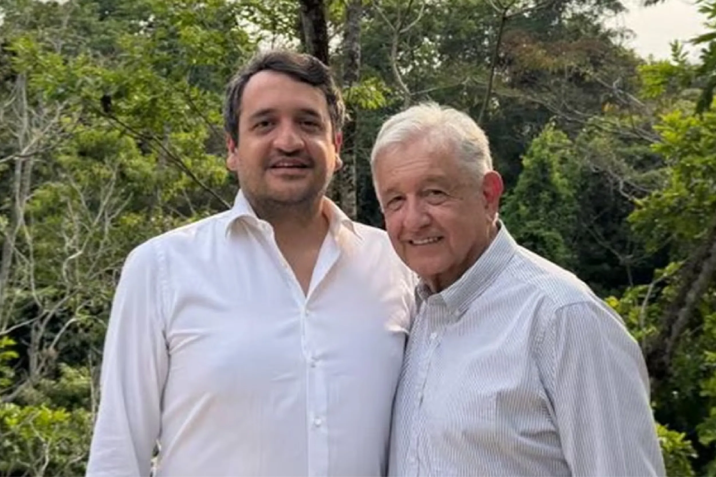 AMLO reaparece junto a Andy López Beltrán.