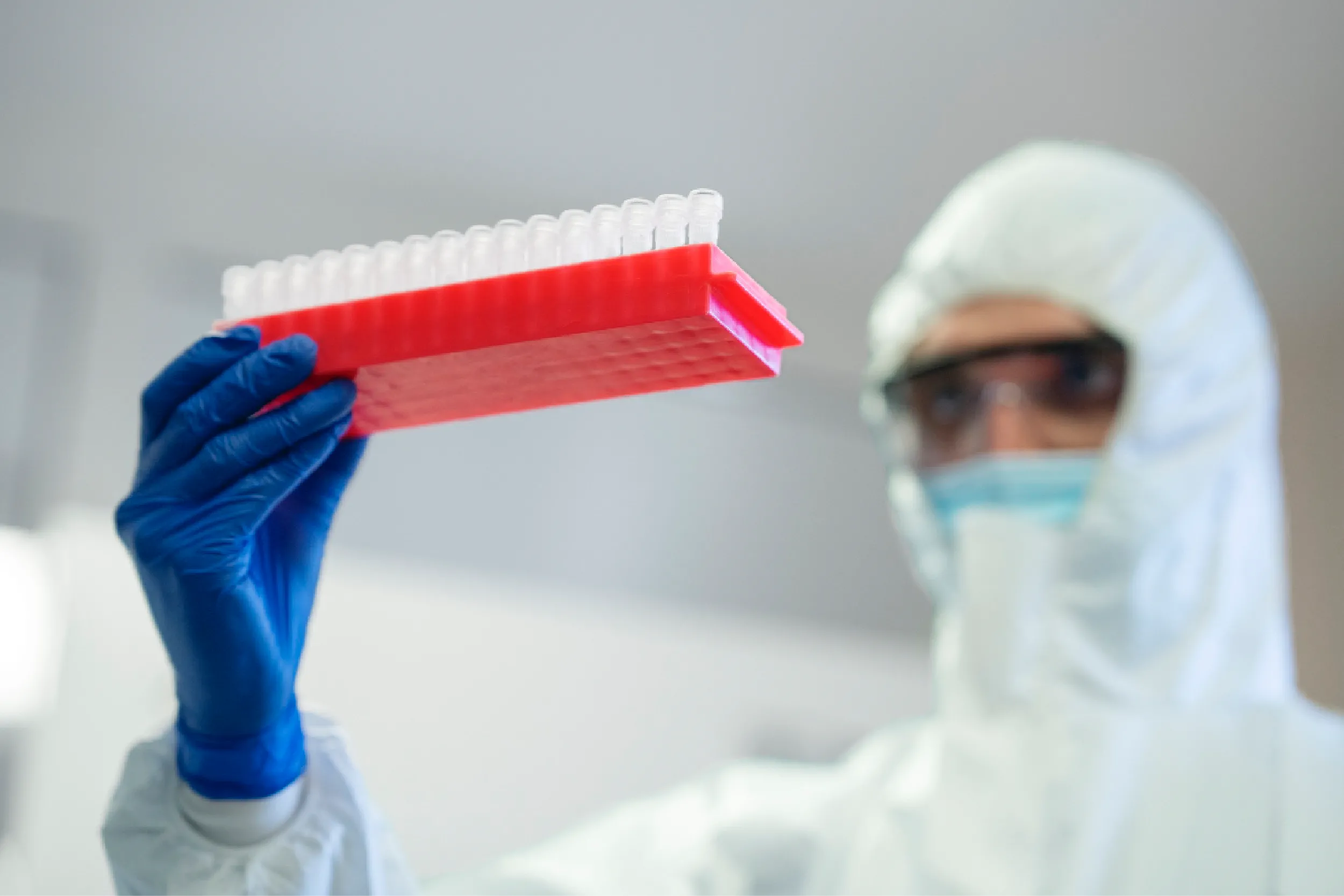 Francia enfrenta su primer caso de ébola y activa protocolos de máxima seguridad.