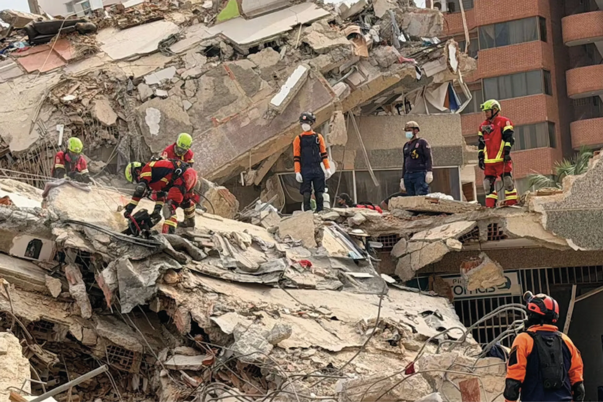 264 elementos mexicanos continúan las labores de búsqueda y rescate en Venezuela.