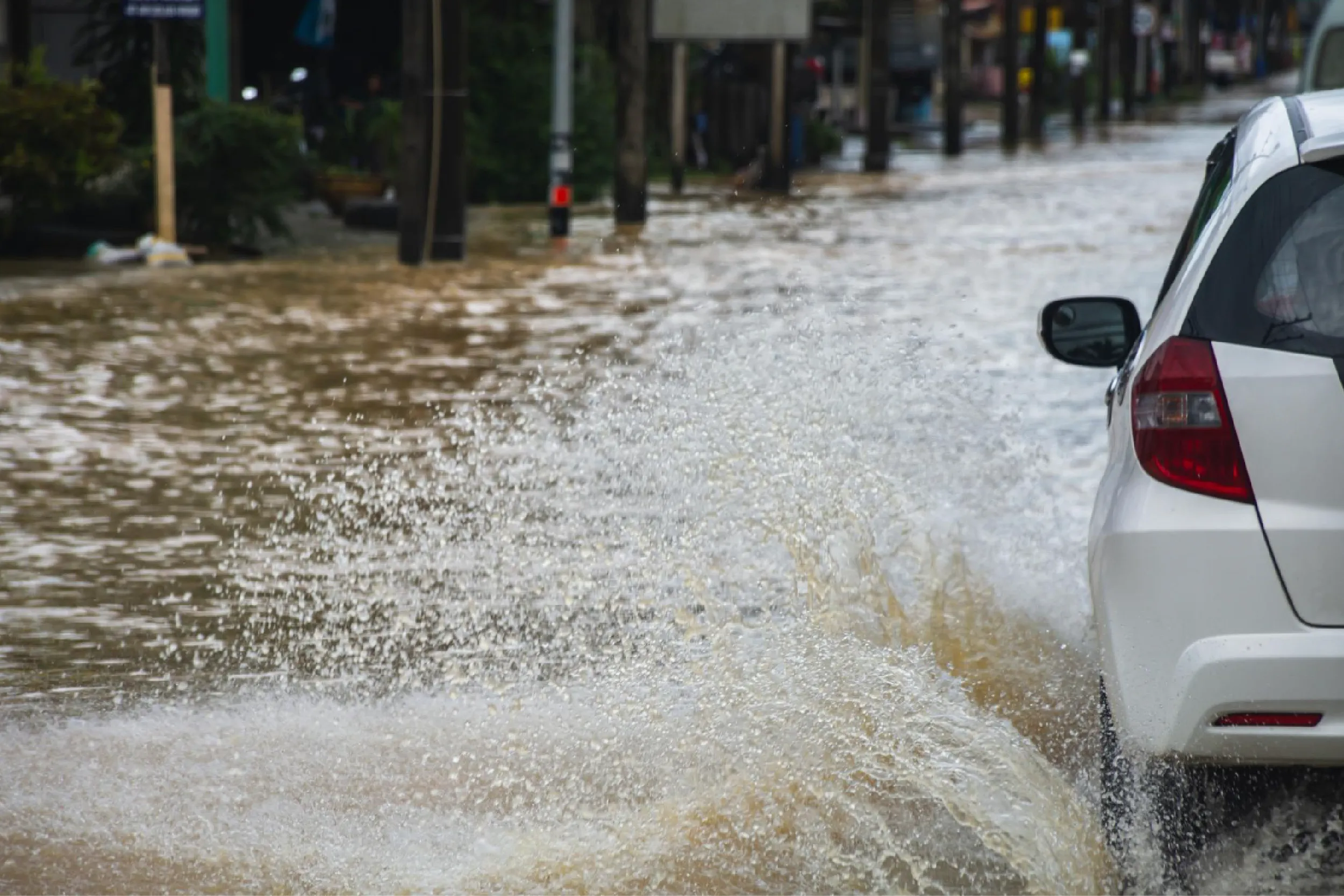 Existe riesgo de inundaciones, deslaves y crecida de ríos en algunas zonas.