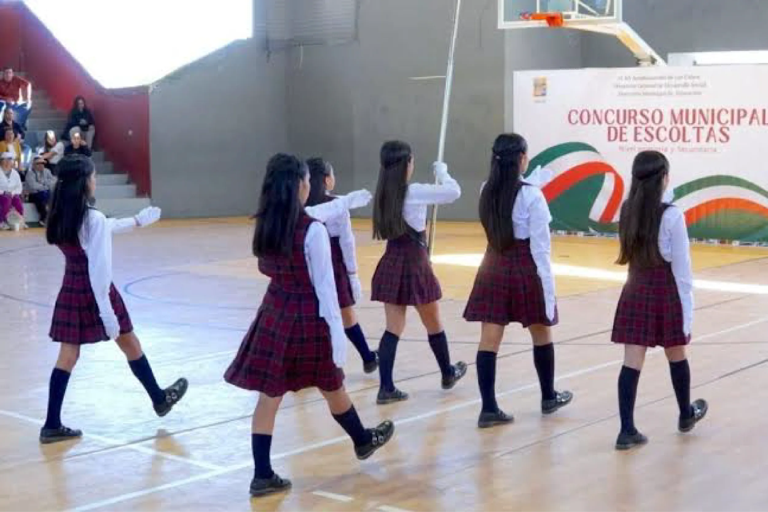 SEP cambia escoltas escolares en CDMX.