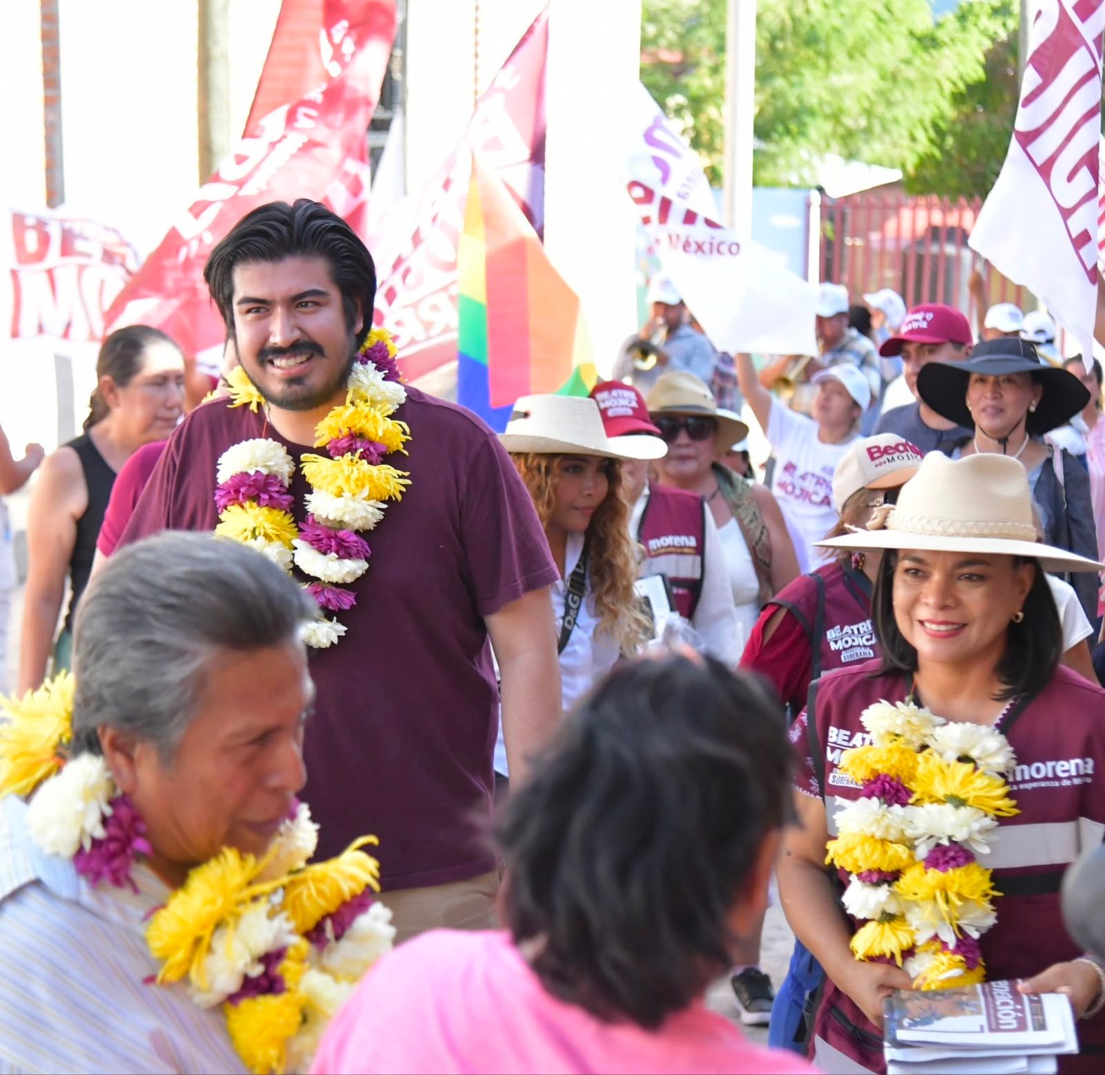 Beatriz Mojica y Brian Vicario recorren Huitzuco.