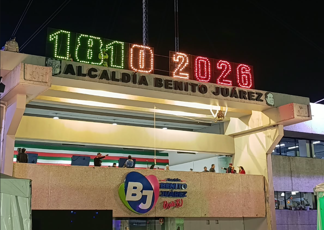Luis Mendoza encabeza el Grito en Benito Juárez.