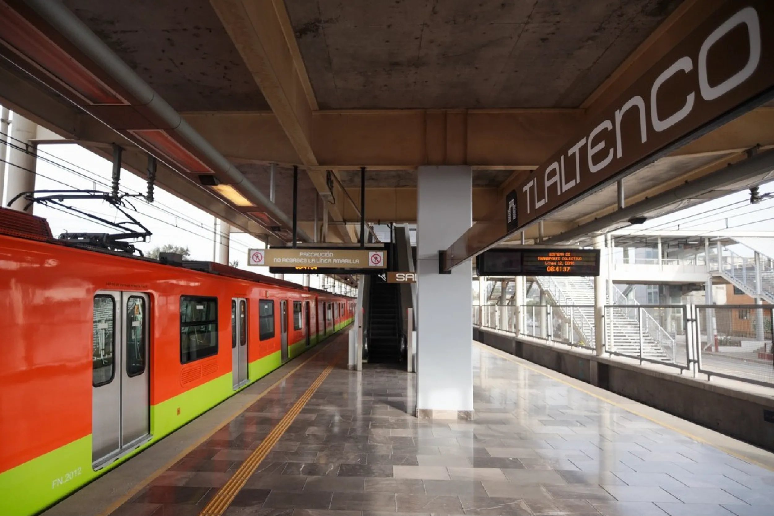 Linea 12 de metro tiene cierres.