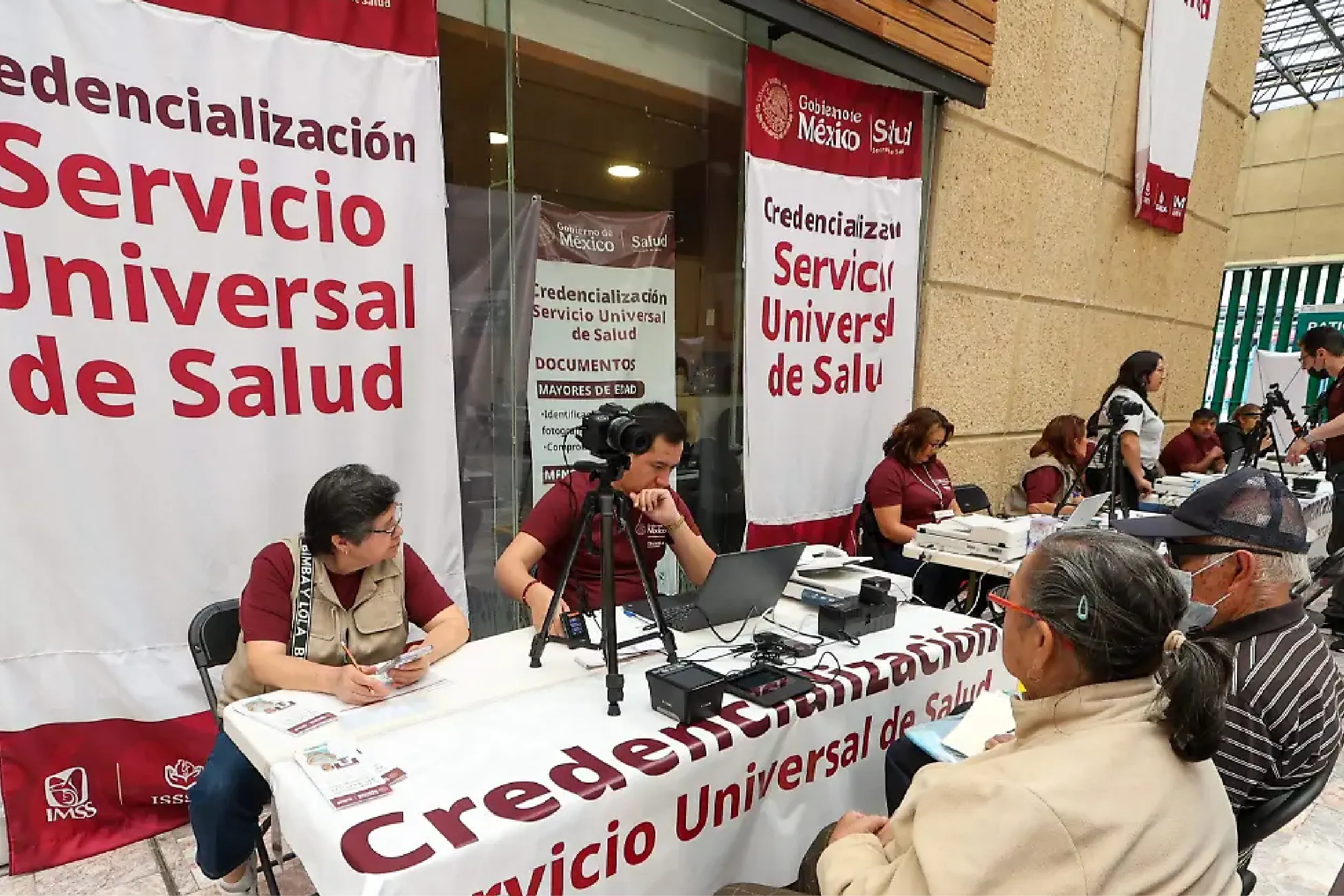 México abrirá 12,750 consultorios en 2027.