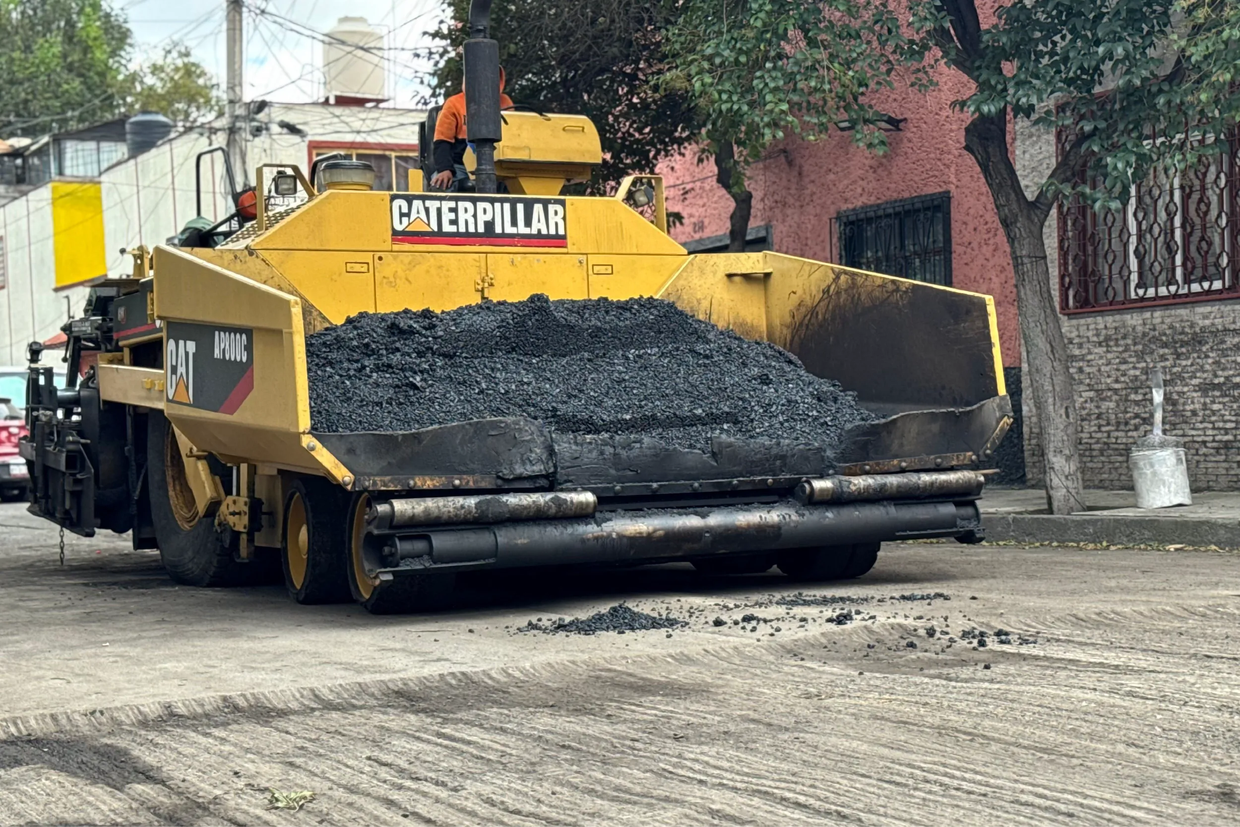 Azcapotzalco rehabilita 1,300 m² de calles en Arenal.