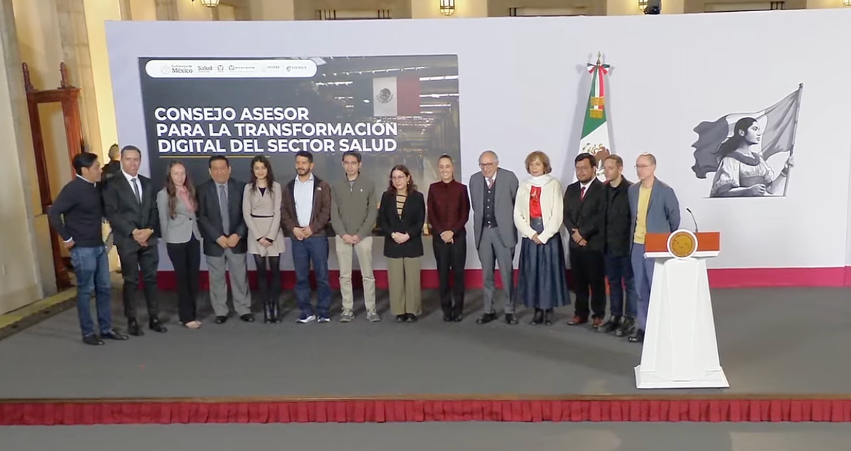 Claudia Sheinbaum anunció el desarrollo de herramientas de trazabilidad para mejorar el control y la distribución de medicamentos en el sistema público de salud.