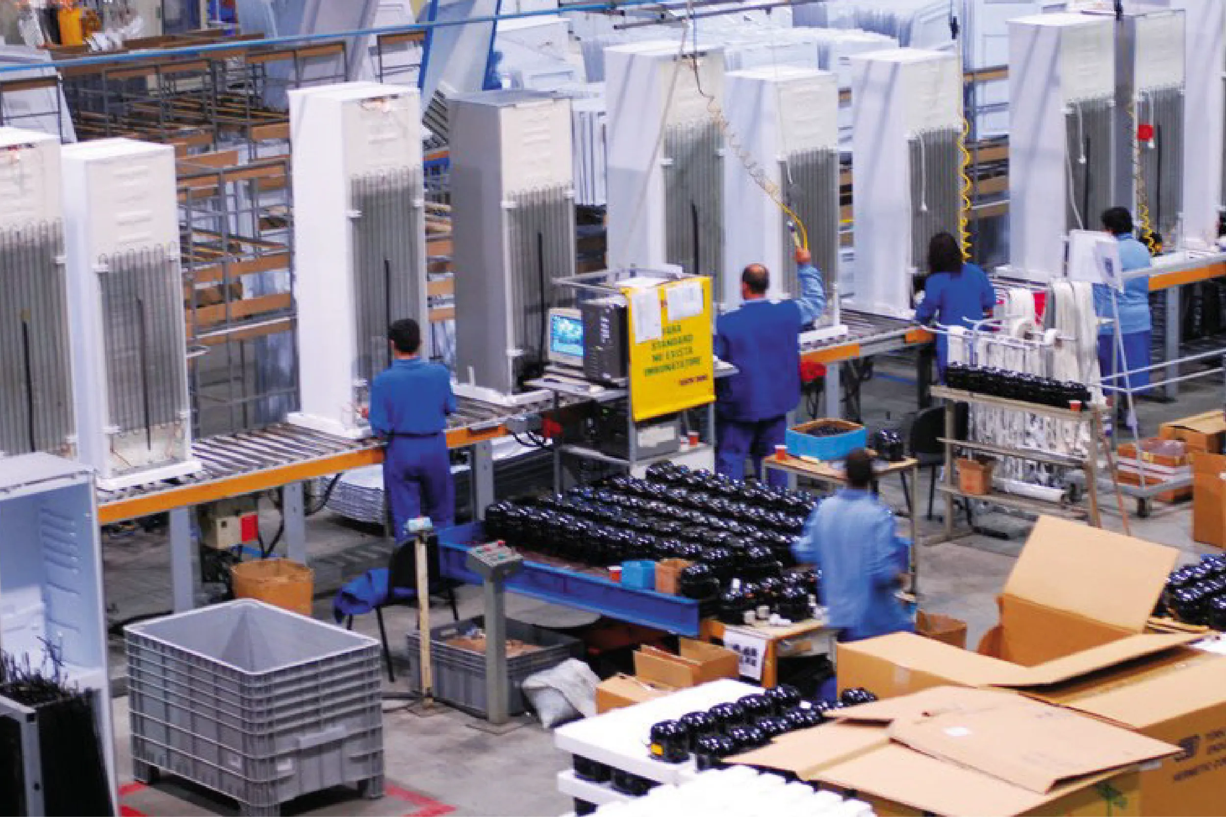 Manufactura en México crece 4.1%, pero empleo cae: Inegi.