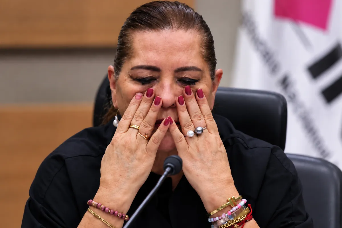 La presidenta Claudia Sheinbaum pidió investigar las contrataciones del INE y afirmó que Guadalupe Taddei traicionó la confianza del pueblo de México.