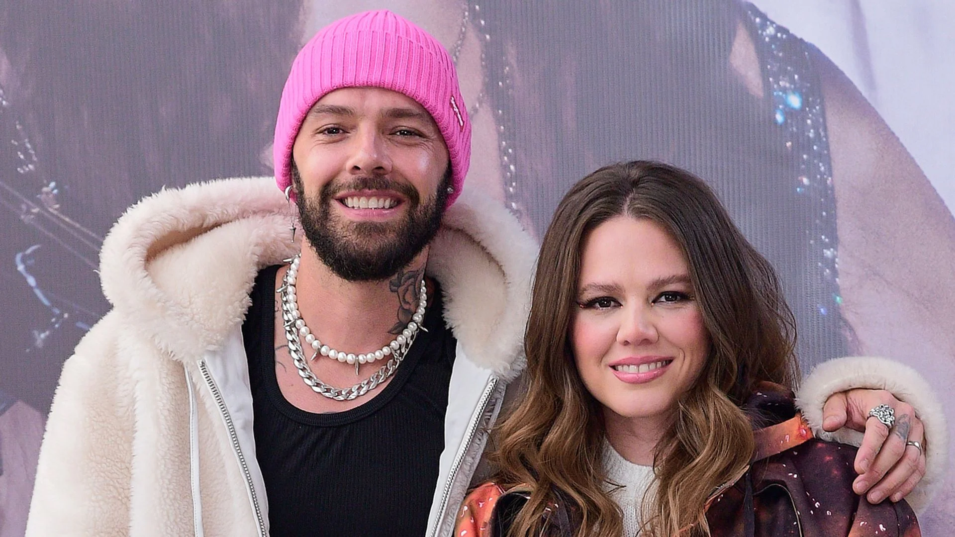 Jesse & Joy.
