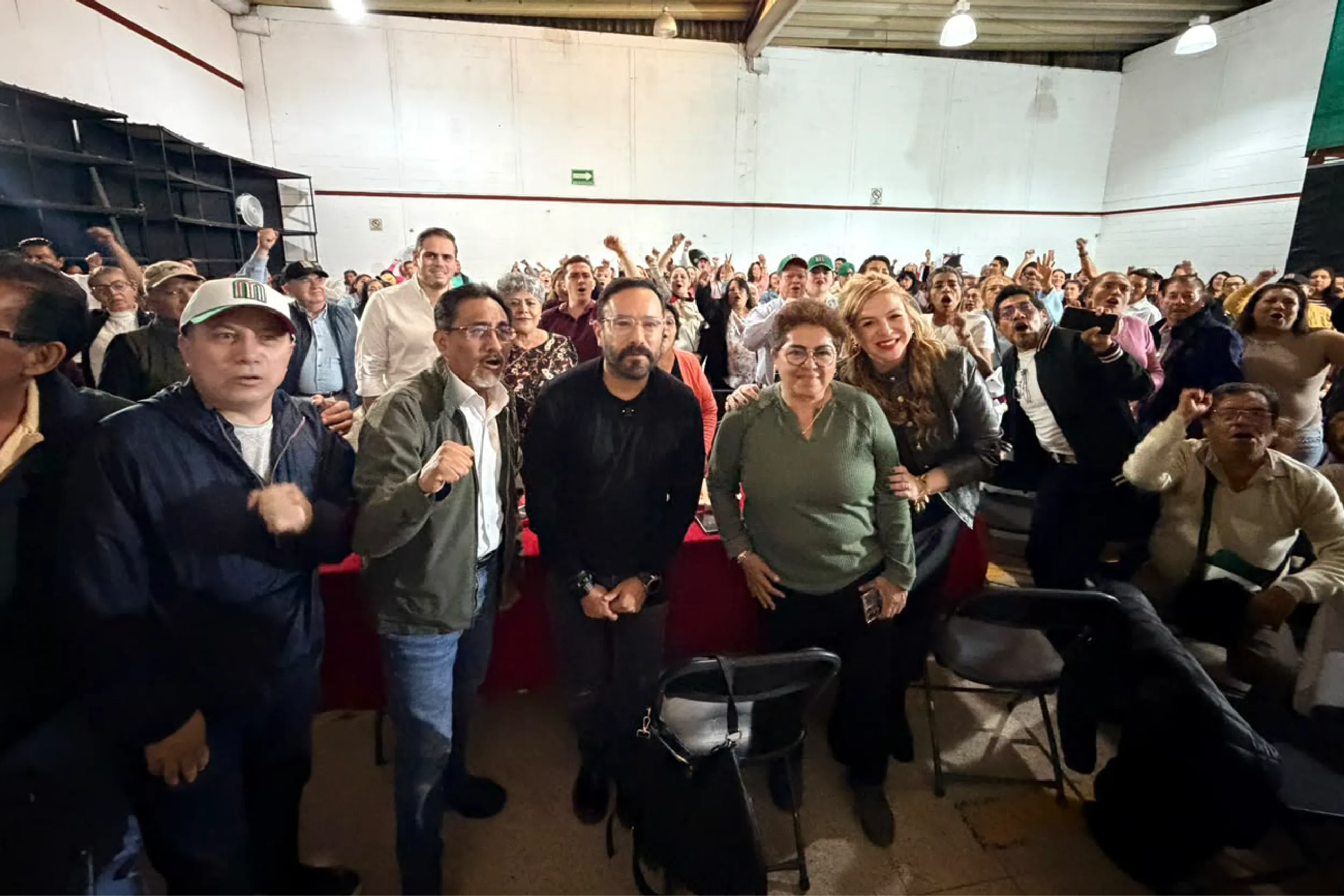 Víctor Hugo Romo llamó a fortalecer la organización territorial de la Cuarta Transformación durante un encuentro con liderazgos de Miguel Hidalgo.